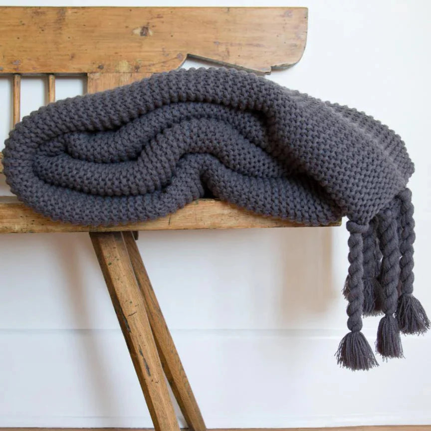 Coperta oversize Trestles di Pom Pom at Home, Midnight
