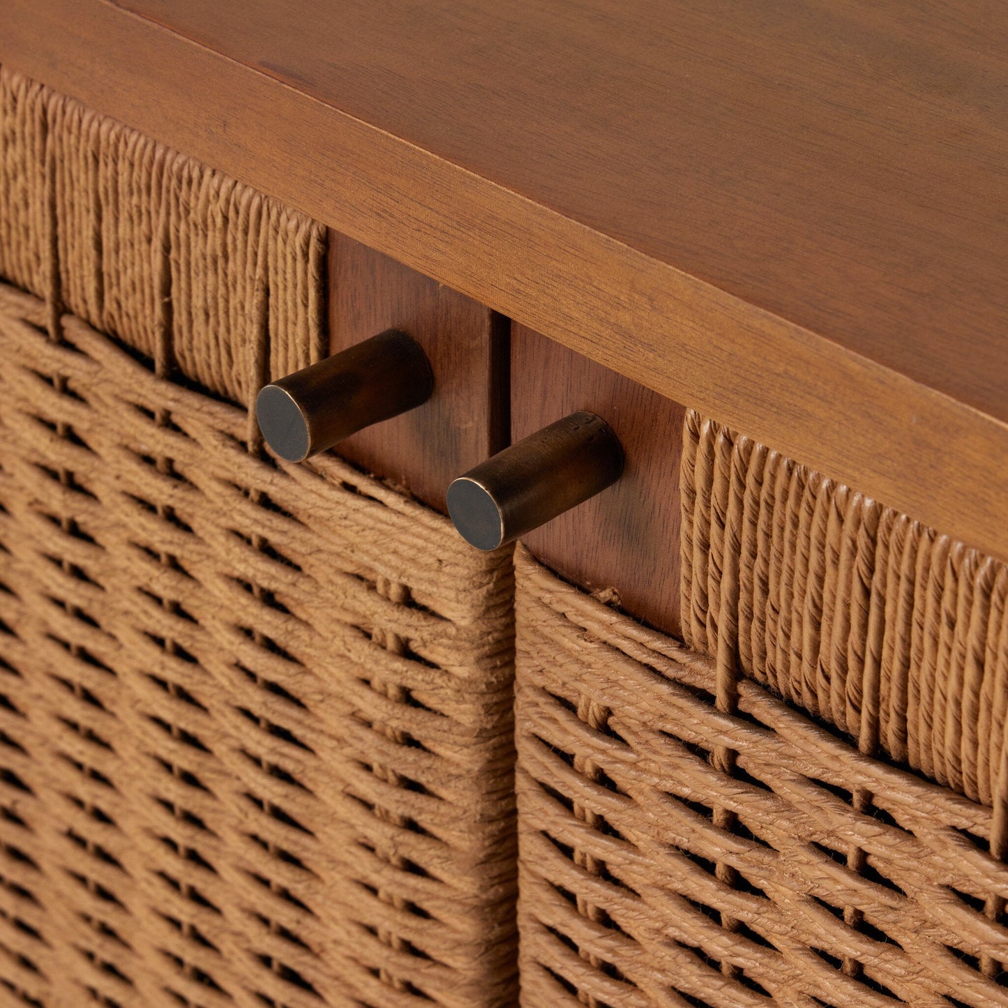 Credenza Swanner