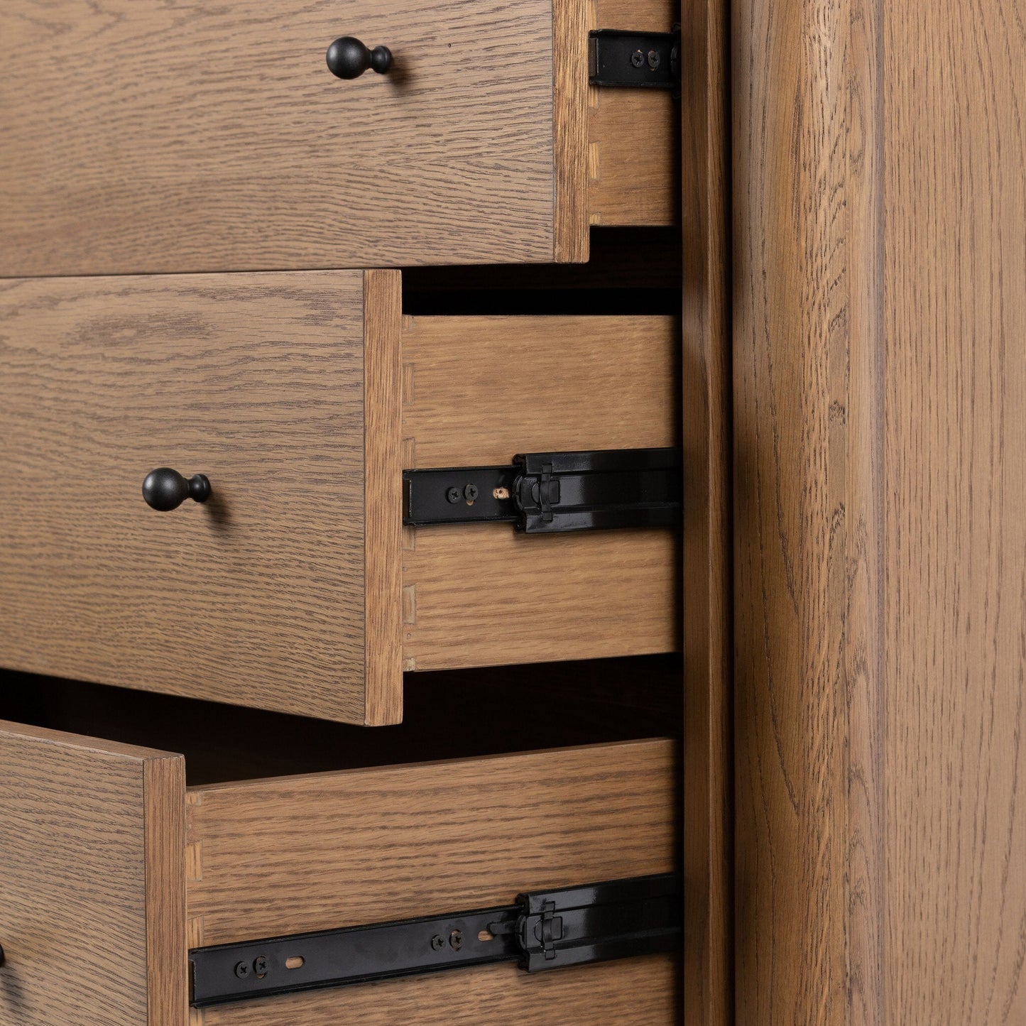 Rover Dresser