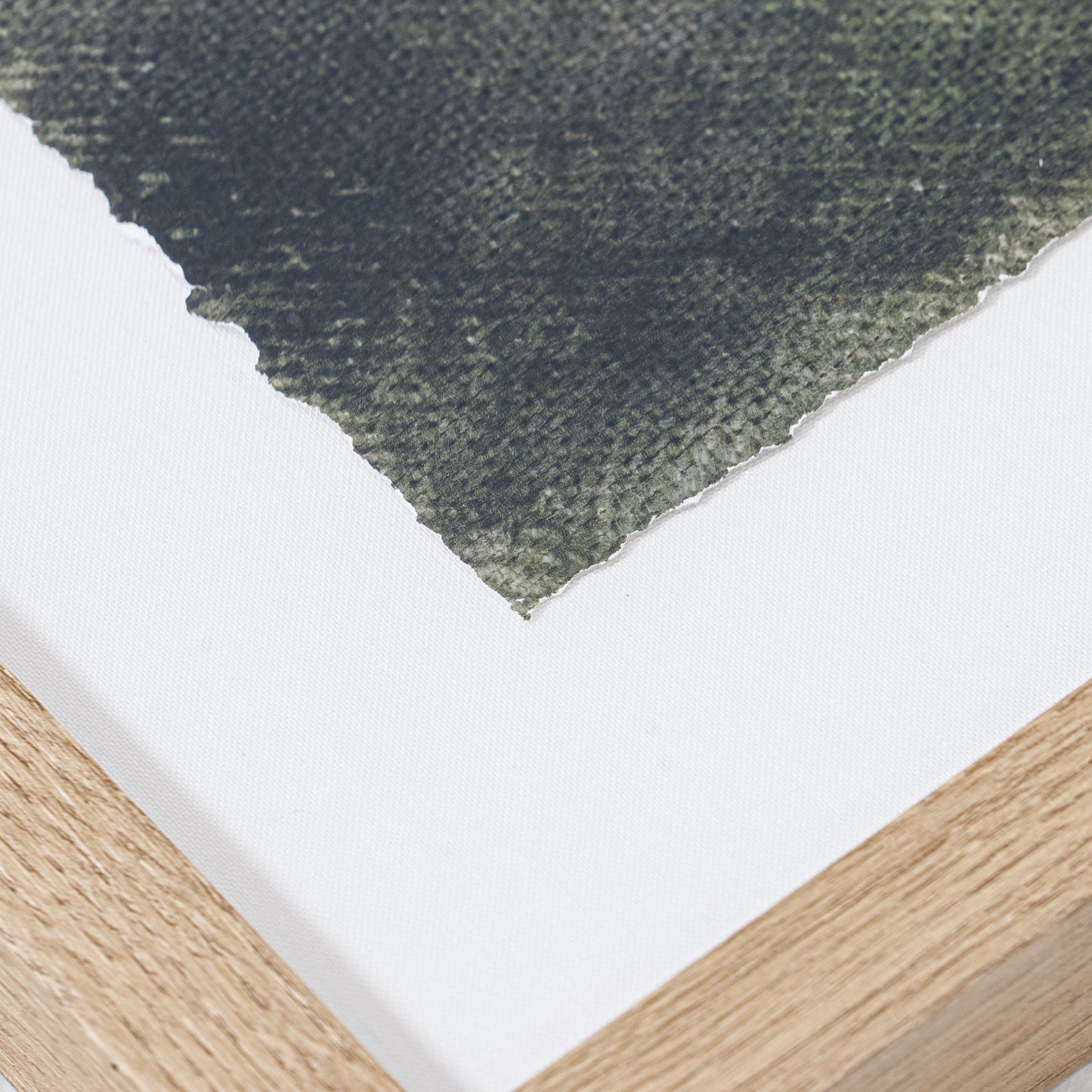 Summer Quell di Tenaya Wickstrand, 33 x 23, cornice in rovere bianco