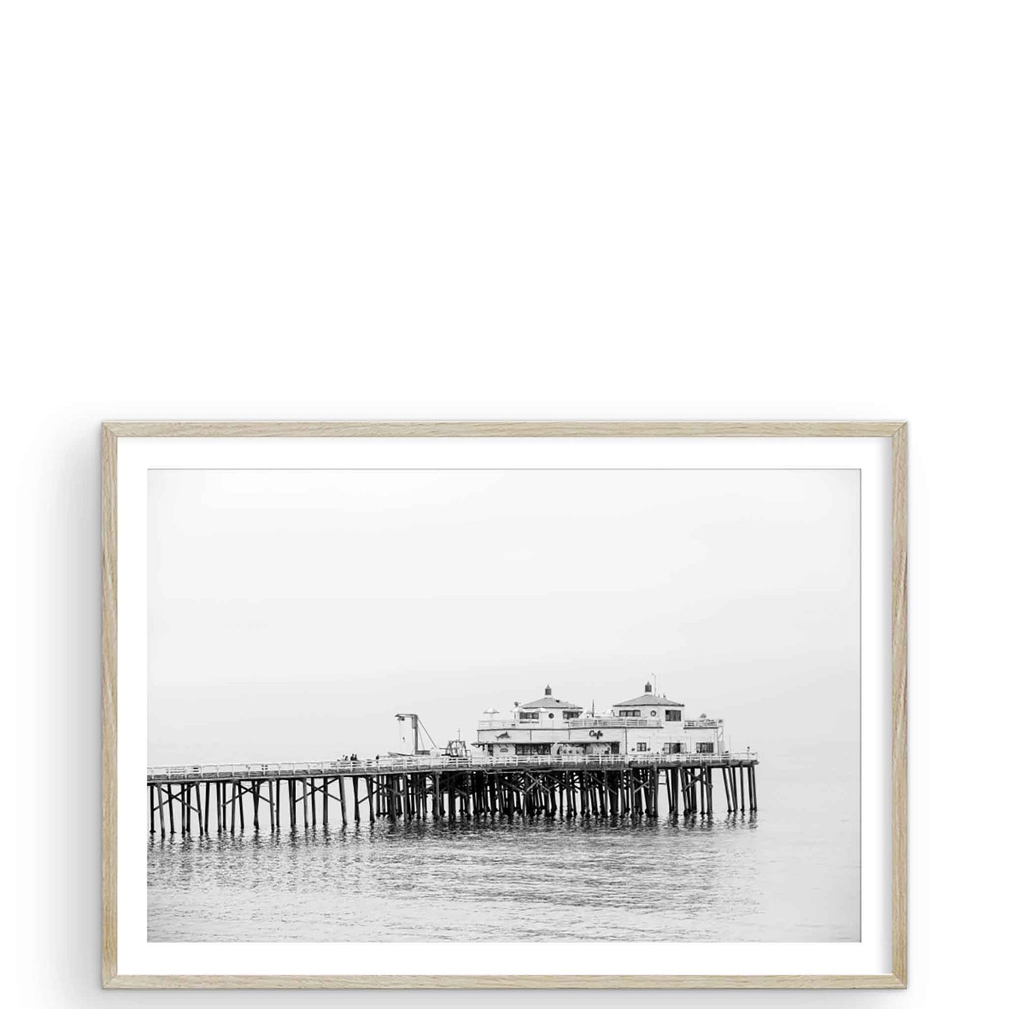 Malibu Pier di Carly Tabak