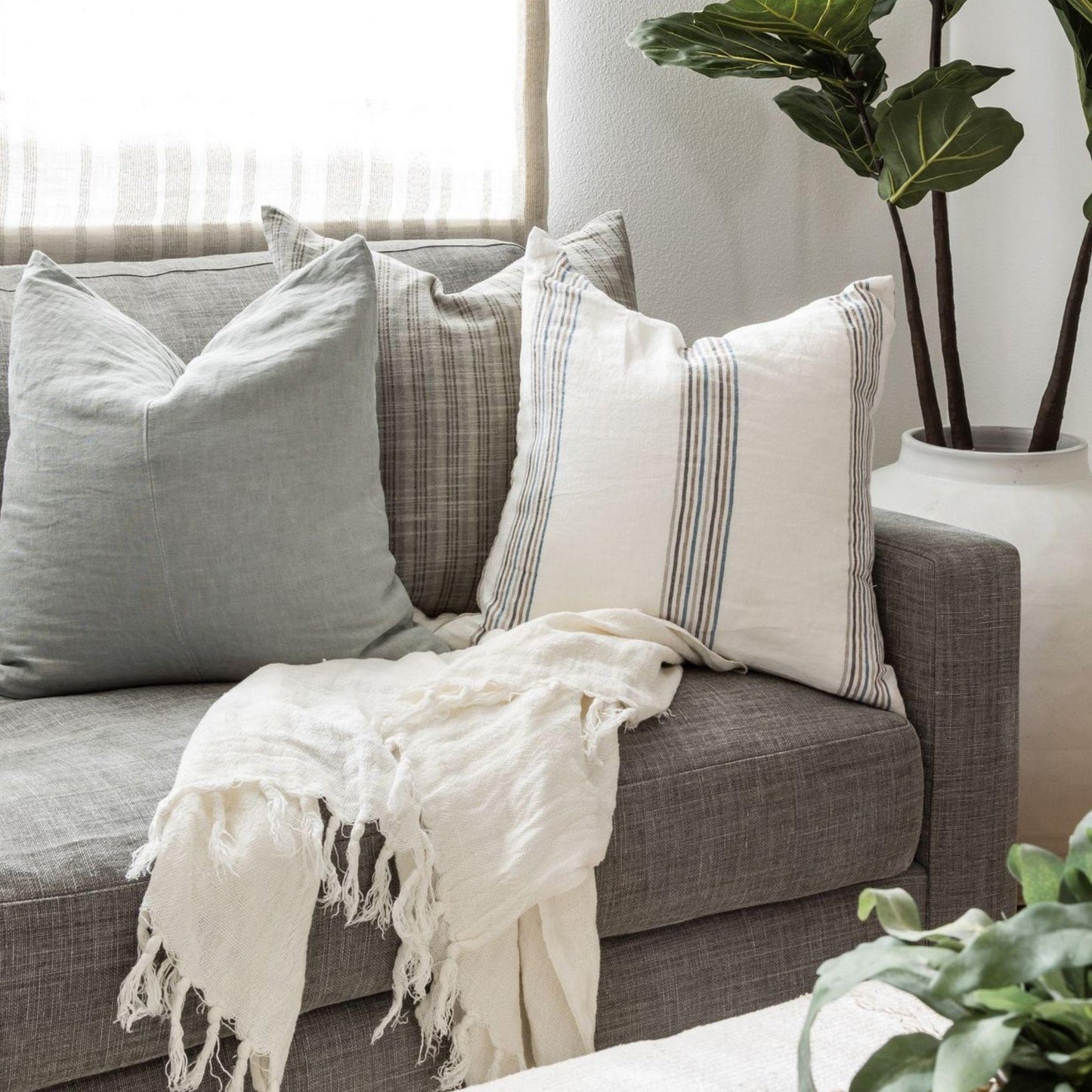 Coperta Montauk di Pom Pom at Home, crema