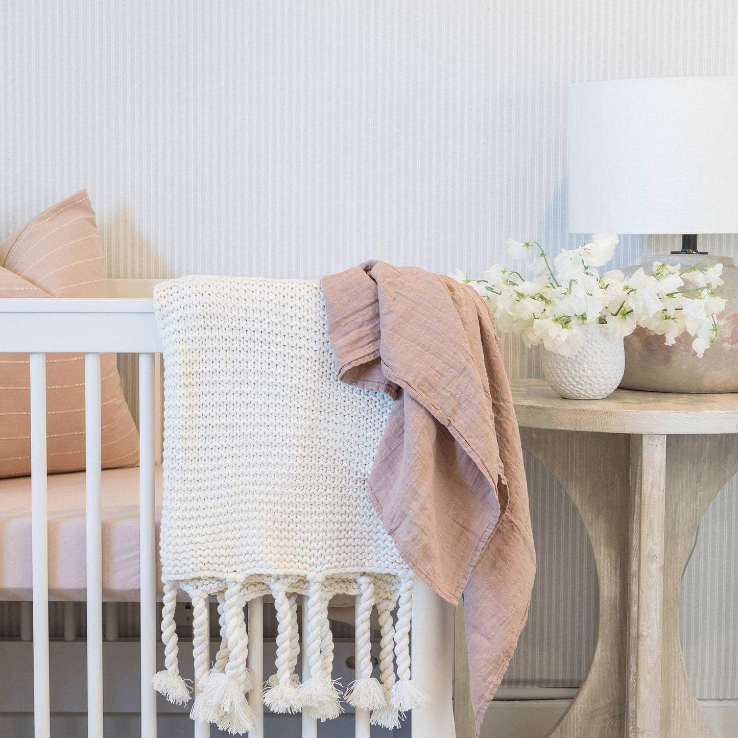 Coperta oversize Trestles di Pom Pom at Home, bianco antico
